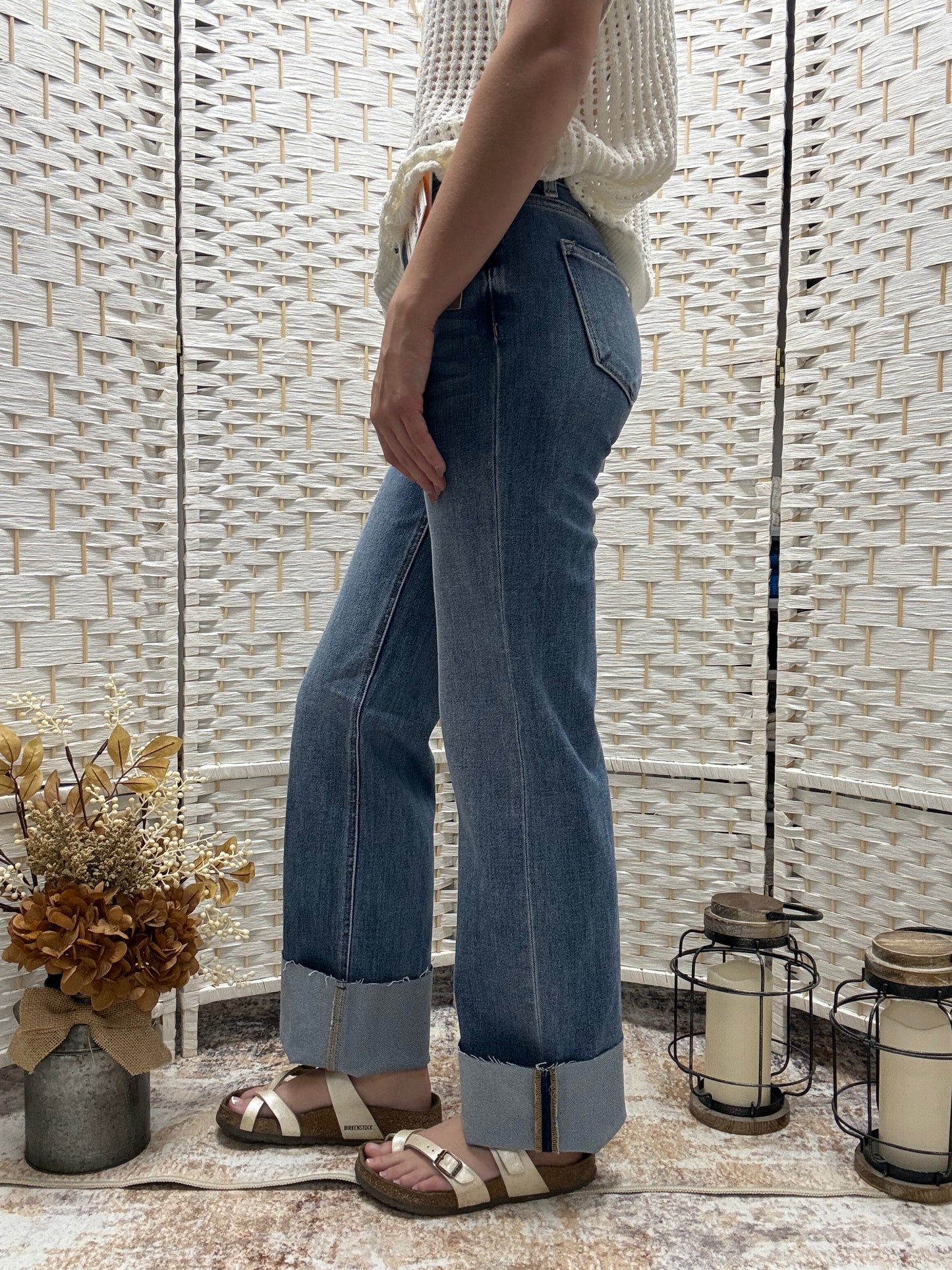 Risen| The Blair Mid Rise Straight Jeans